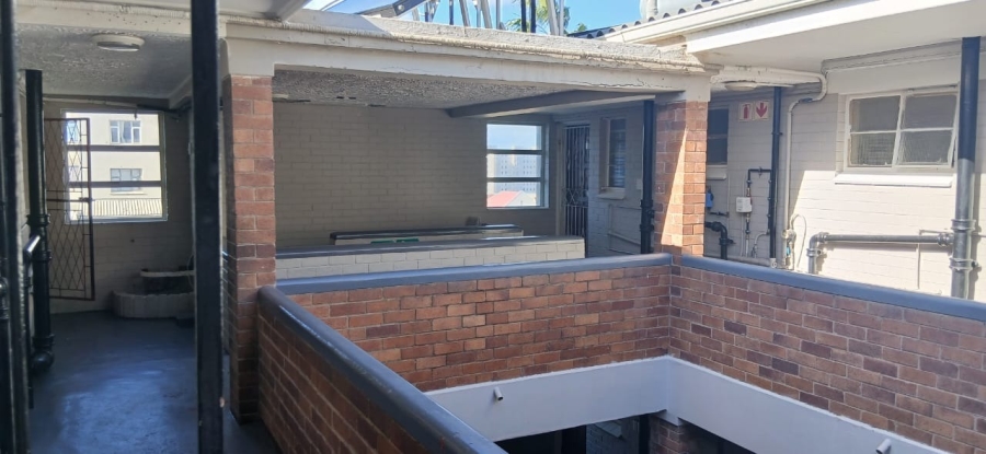 1 Bedroom Property for Sale in Quigney Eastern Cape